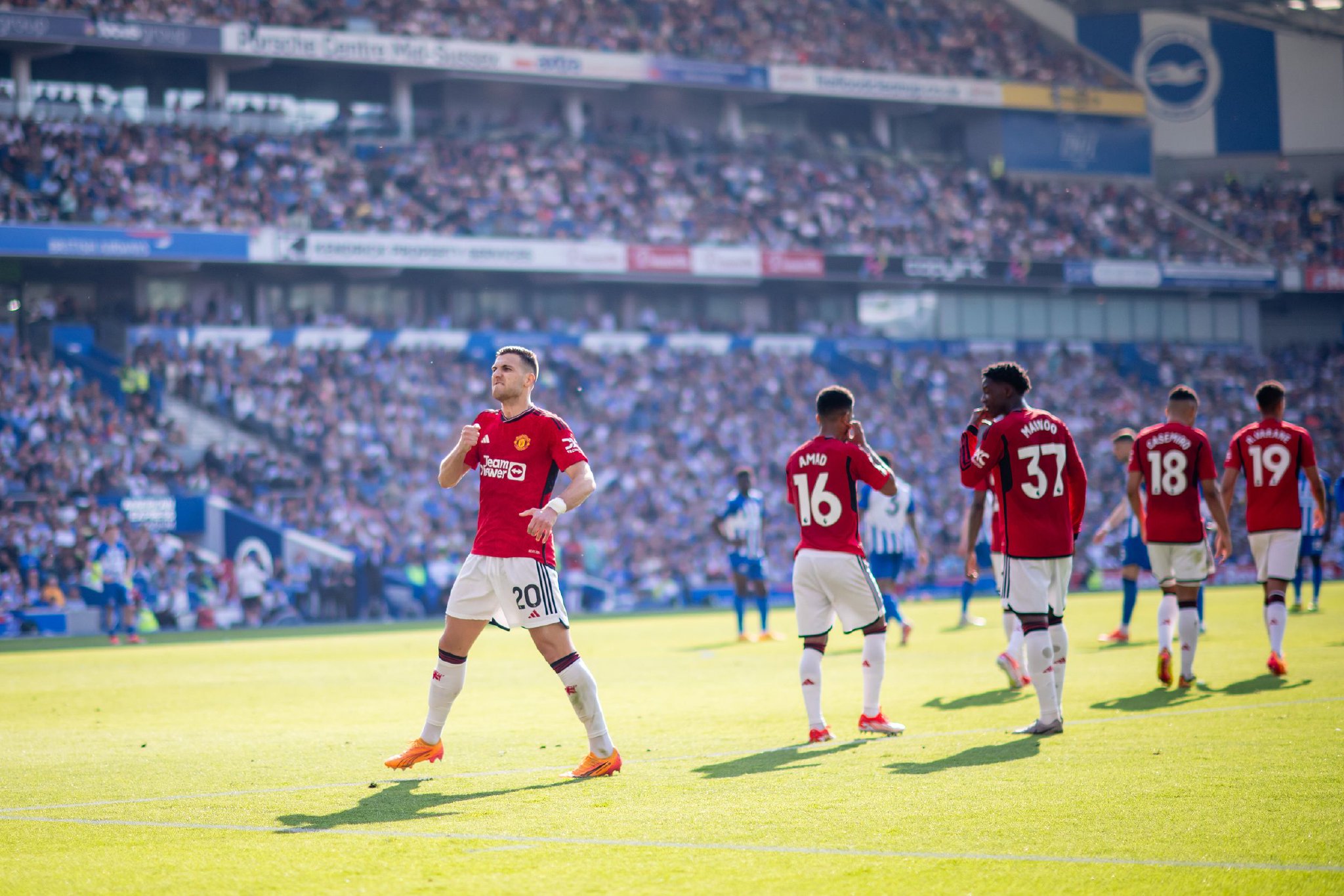 为球迷们带 为球迷们带