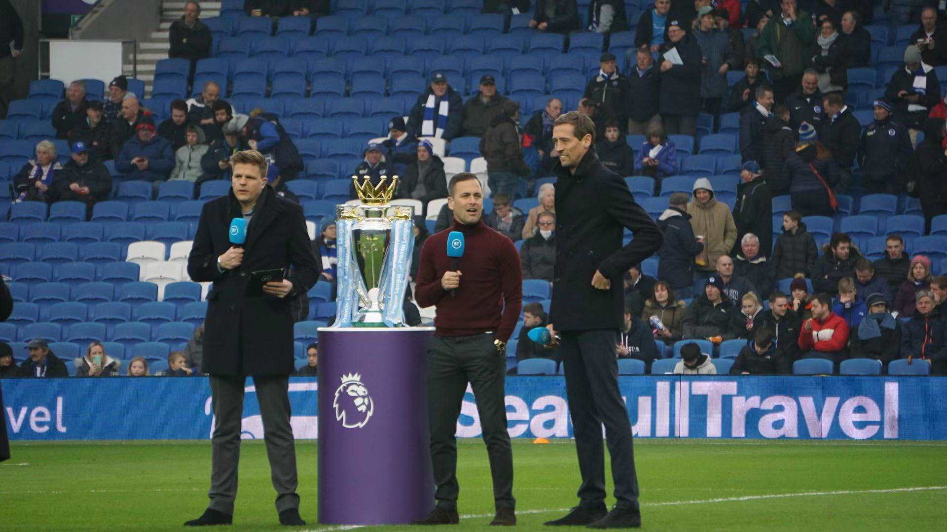 展现了他顶 展现了他顶